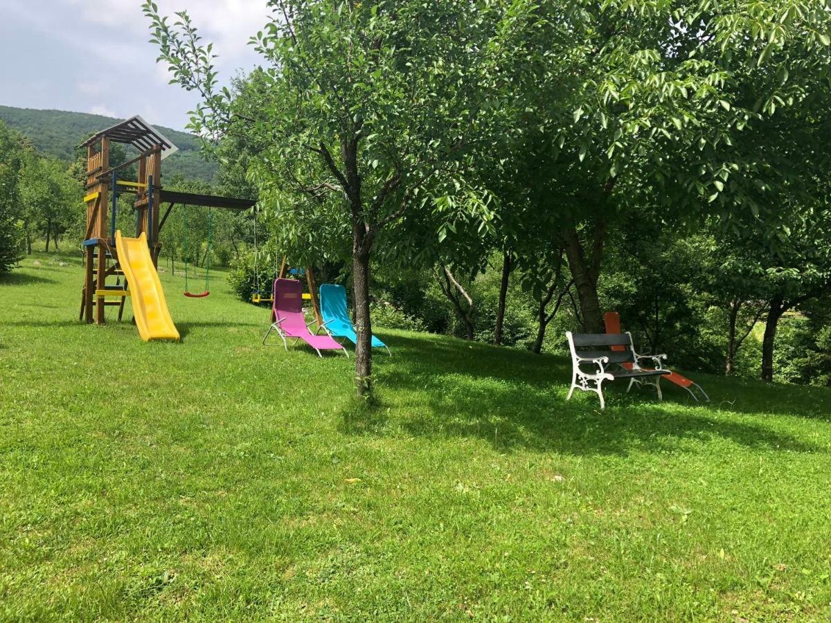 D.I.M. Holiday House Selište Drežničko Extérieur photo